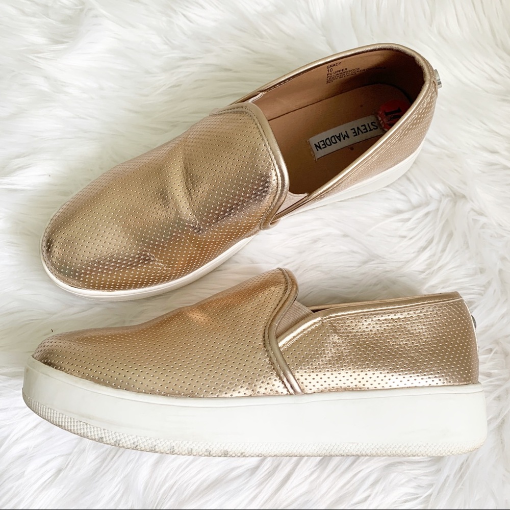 Steve Madden Gracy Slip-On Sneaker in Rose…